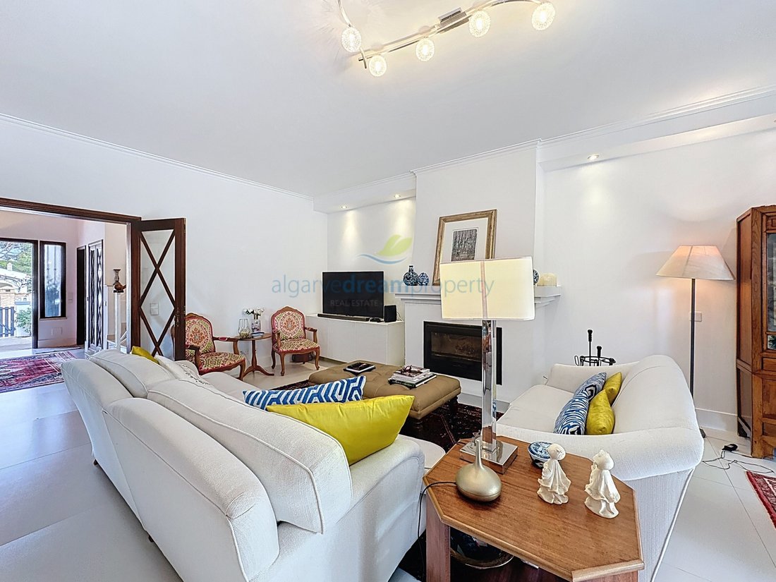 House in Vilamoura, Quarteira, Algarve 3 - 16835365