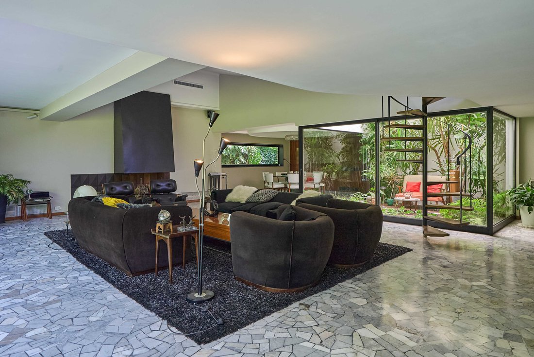 House in San Isidro, Buenos Aires Province, Argentina 2 - 16835256