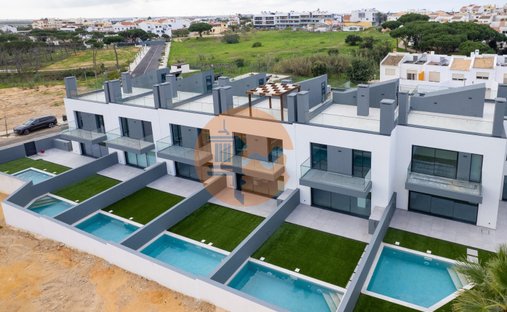 House in Montenegro, Algarve, Portugal 1