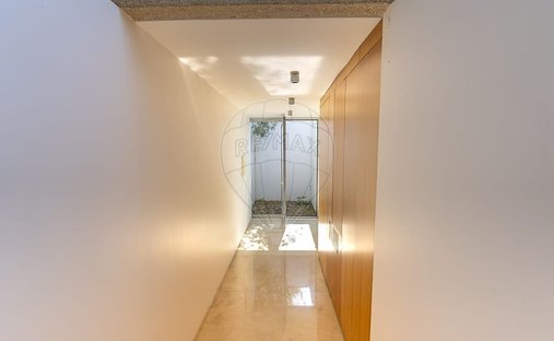 House in Alpendorada, Varzea e Torrao, Porto District, Portugal 1