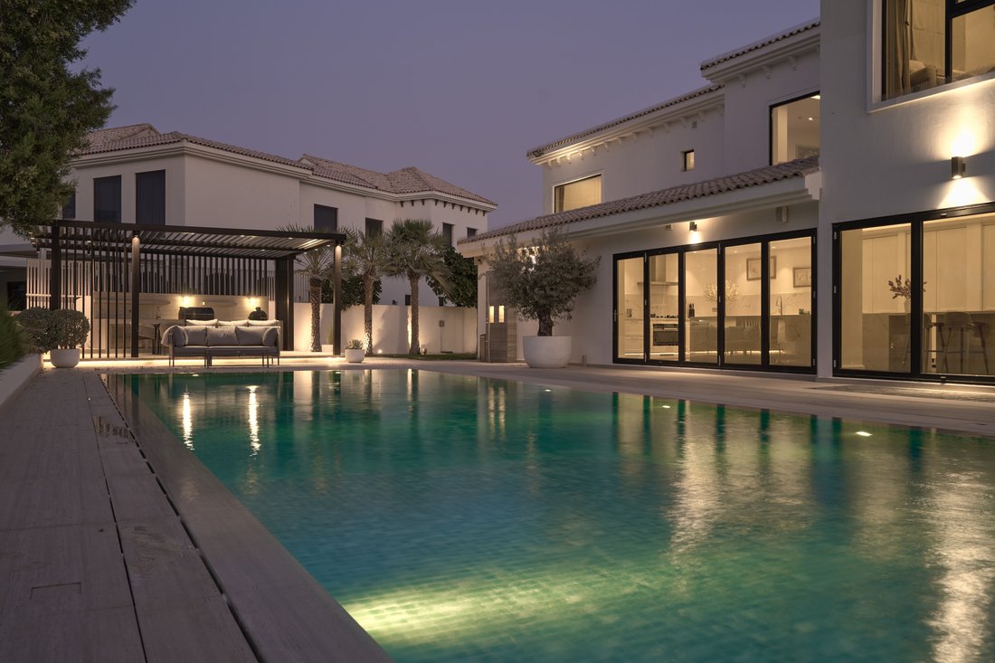 Villa in Dubai, Dubai, United Arab Emirates 1 - 16836031