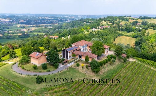 Castle for Sale in Piedmont, Italy