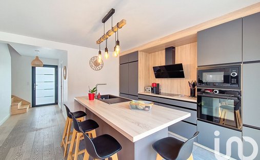 Castle for Sale in Guidel, Brittany, France