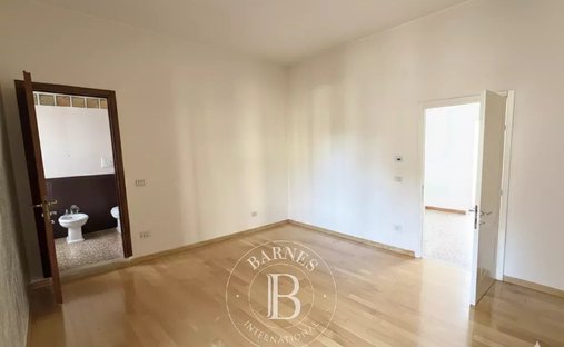 Castle for Sale in Venice, Veneto, Italy