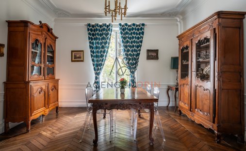 Château For Sale, 15 Rooms Le Vesinet 78110