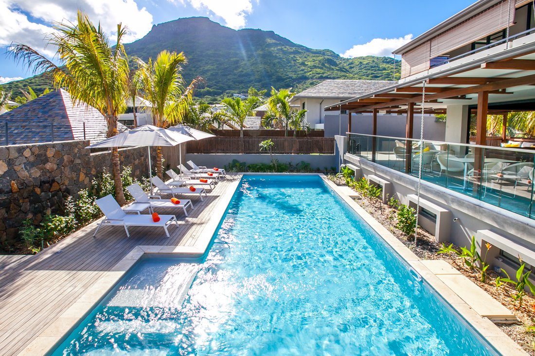 Villa in Tamarin, Rivière Noire District, Mauritius 1 - 16840405