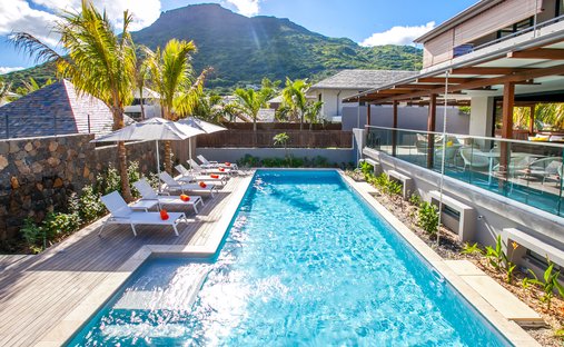 Villa in Tamarin, Rivière Noire District, Mauritius 1