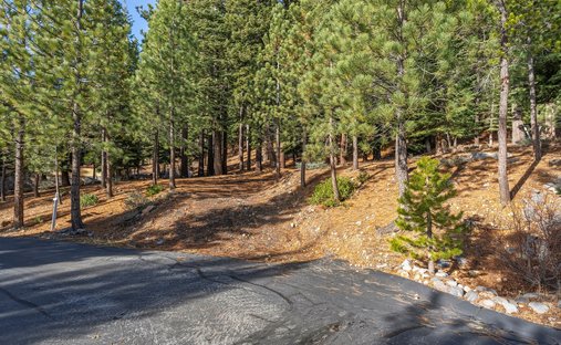 Land in Olympic Valley, California, United States 1