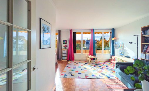 Château For Sale, 15 Rooms Le Vesinet 78110