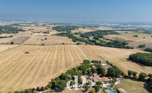 Castle for Sale in Lectoure, Occitanie, France