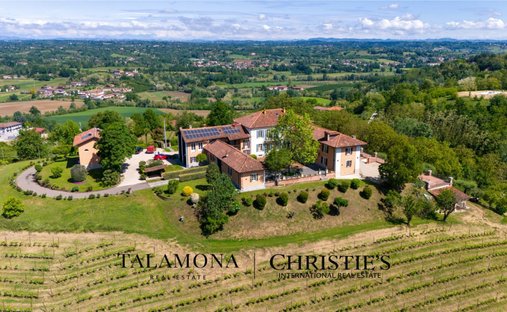 Castle for Sale in Piedmont, Italy