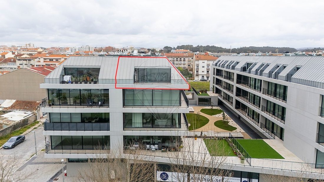 Apartment in Espinho, Aveiro District, Portugal 1 - 16836867