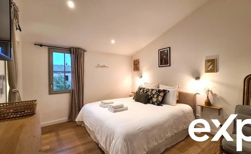 Castle for Sale in Pézenas, Occitanie, France