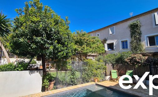 Castle for Sale in Pézenas, Occitanie, France