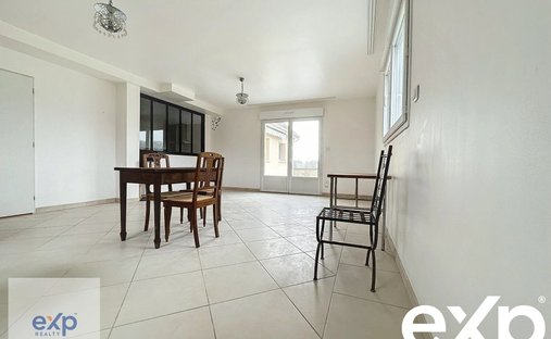 For Sale Dpt Eure (27) Near Pacy Sur Eure Moulin 353 M2 With Swimming Pool On Land Of 5542 M2 On The