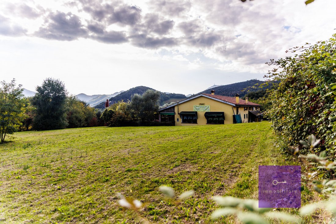 Villa in Galzignano Terme, Veneto, Italy 1 - 16833654