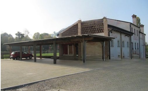 Castle for Sale in Venice, Veneto, Italy