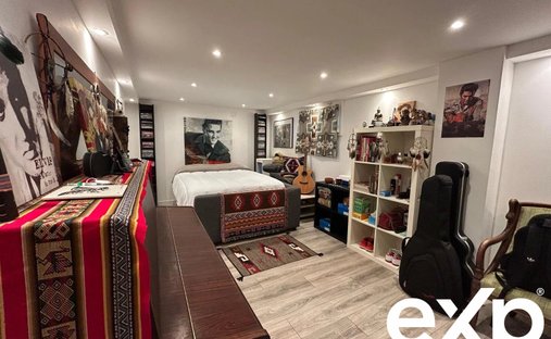 Castle for Sale in Bons-en-Chablais, Auvergne-Rhône-Alpes, France