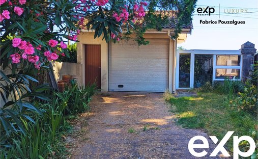 Castle for Sale in Fargues-Saint-Hilaire, Nouvelle-Aquitaine, France