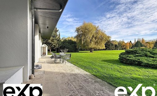 For Sale Dpt Eure (27) Near Pacy Sur Eure Moulin 353 M2 With Swimming Pool On Land Of 5542 M2 On The