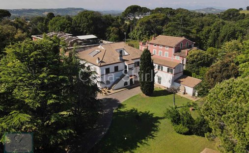 Villa in Civitanova Alta, Civitanova Marche, Marken 1
