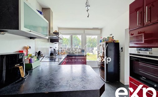 Castle for Sale in Mérignac, Nouvelle-Aquitaine, France