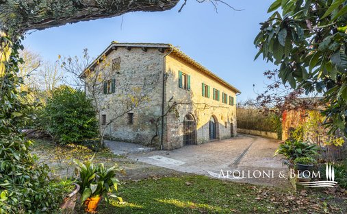 House in Monteriggioni, Tuscany, Italy 1
