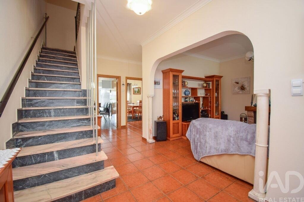 House in Algueirao-Mem Martins, Lisbon, Portugal 4 - 16838968