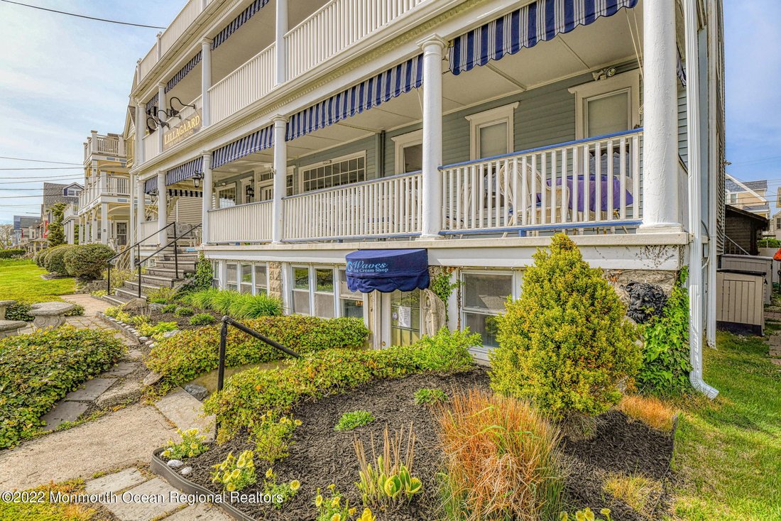 House in Ocean Grove, New Jersey, United States 4 - 16831152