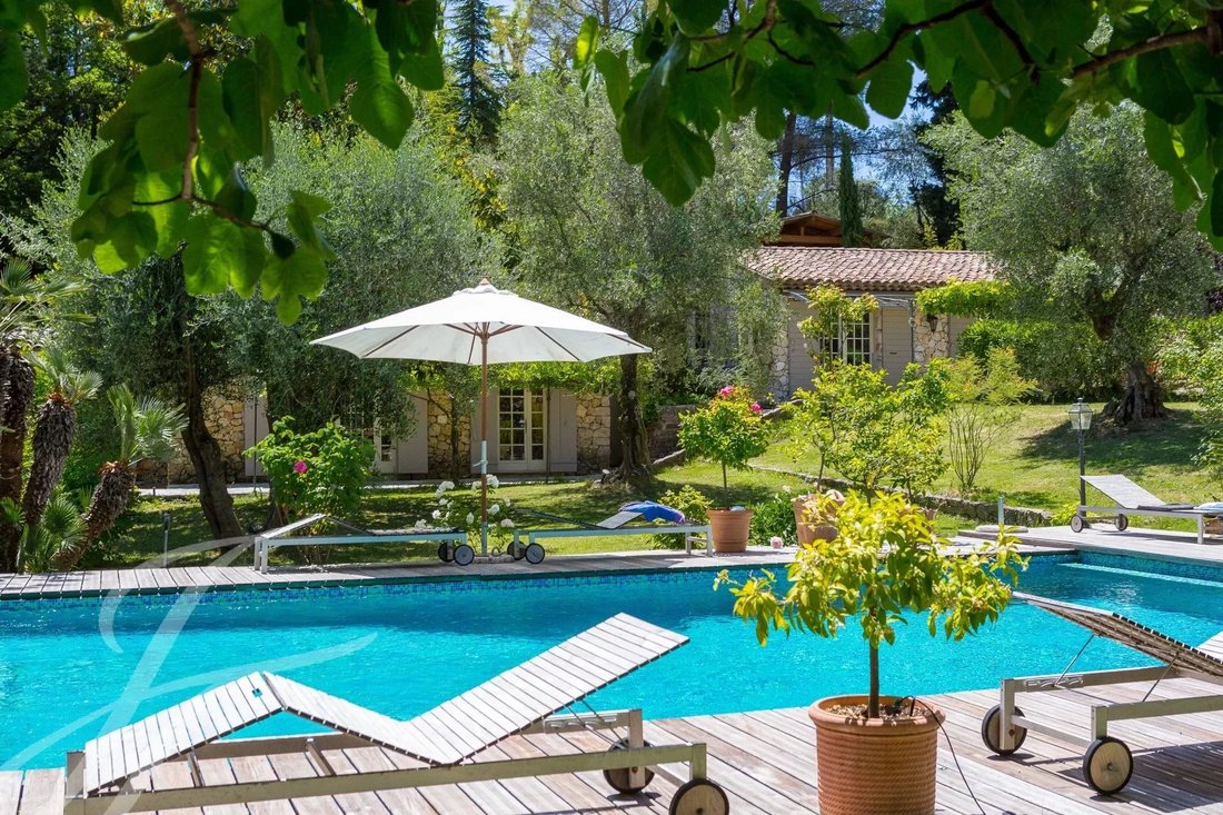 House in Opio, Provence-Alpes-Côte d'Azur, France 1 - 16831590