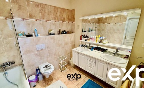 Castle for Sale in Laval, Pays de la Loire, France