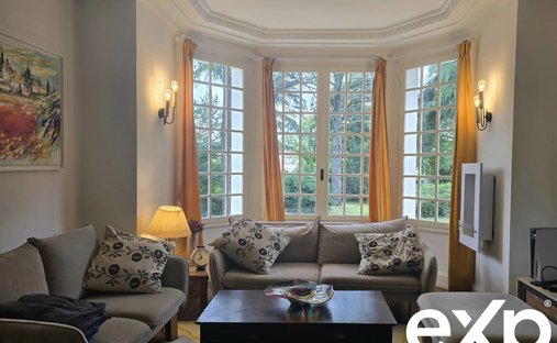 16th C Castle With Outbuildings, Perfectly Renovated