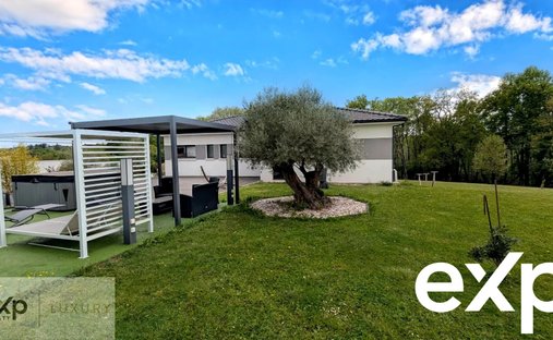 Castle for Sale in Périgueux, Nouvelle-Aquitaine, France