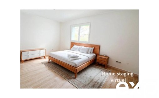 Castle for Sale in Bons-en-Chablais, Auvergne-Rhône-Alpes, France