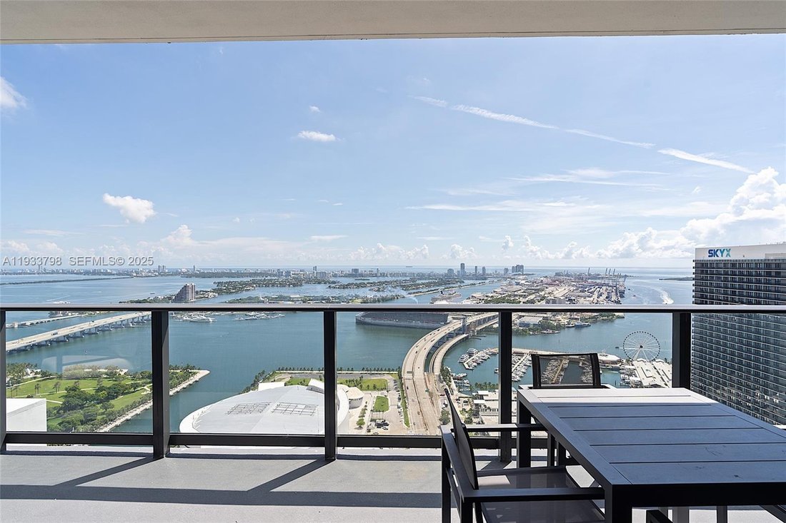Condo in Miami, Florida, United States 1 - 16837826