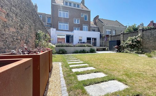 Castle for Sale in Dunkirk, New York, United States