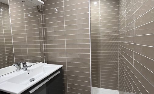 Manor House And Its Annexes Near Deauville