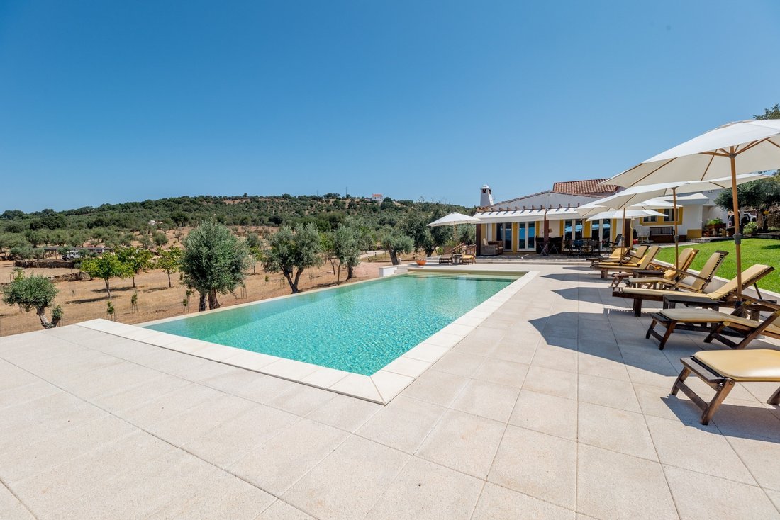 Finca in Alandroal (Nossa Senhora da Conceicao), Sao Bras dos Matos (Mina do Bugalho) e Juromenha (Nossa Senhora do Loreto), Évora District, Portugal 5 - 16838638