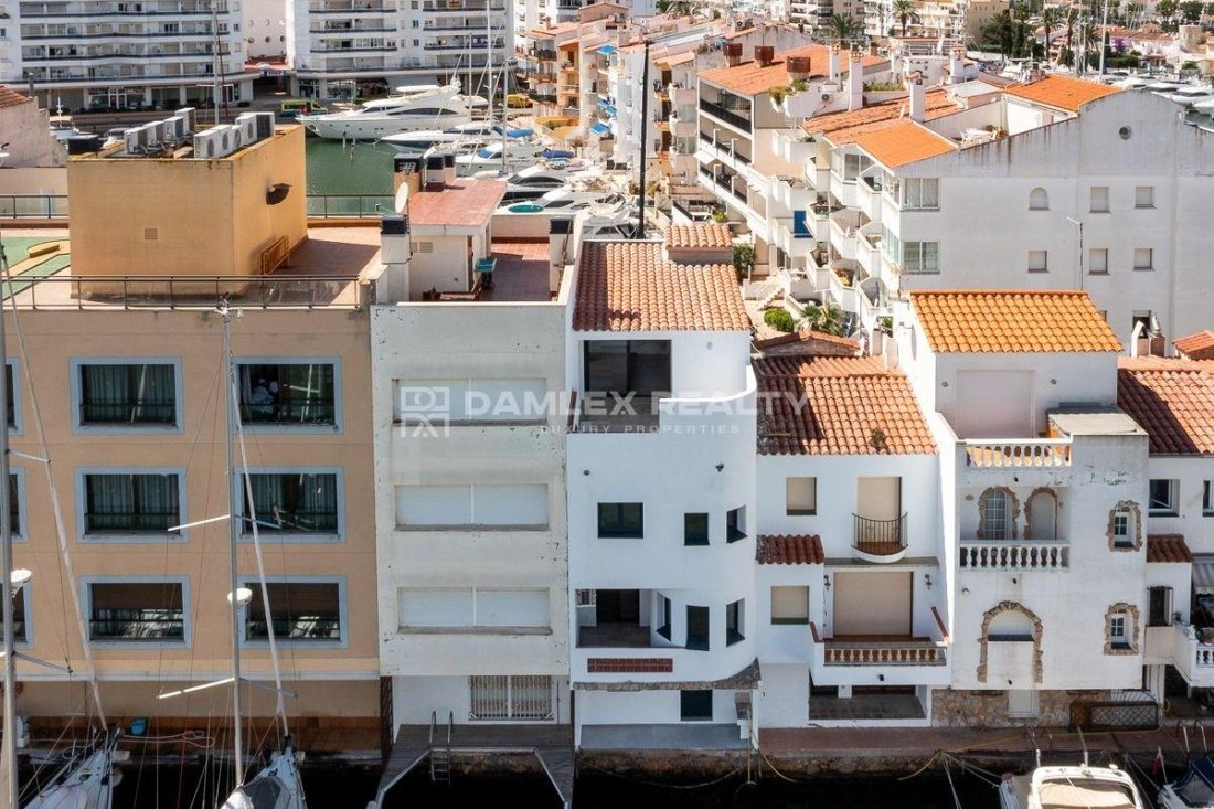 House in Empuriabrava, Catalonia, Spain 4 - 16840493