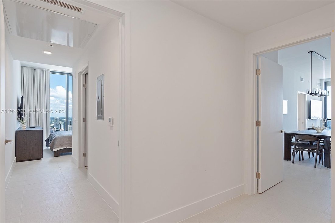 Condo in Miami, Florida, United States 2 - 16837826