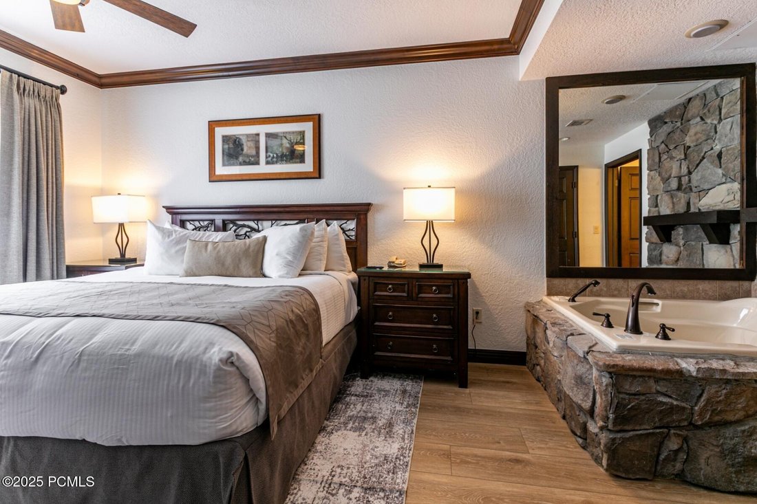 Condo in Park City, Utah, United States 5 - 16830276
