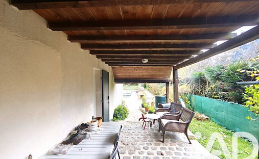 Castle for Sale in Maincy, Île-de-France, France