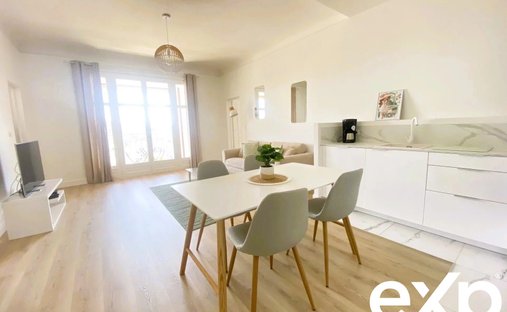 Château With Two Gîtes And Reception Hall.