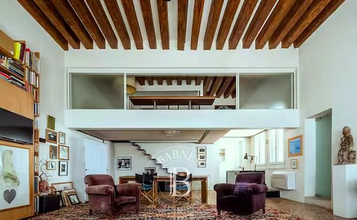 Castle for Sale in Venice, Veneto, Italy