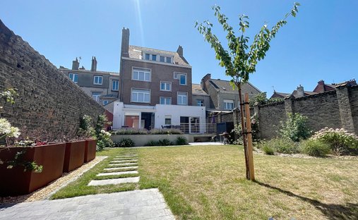 Castle for Sale in Dunkirk, New York, United States