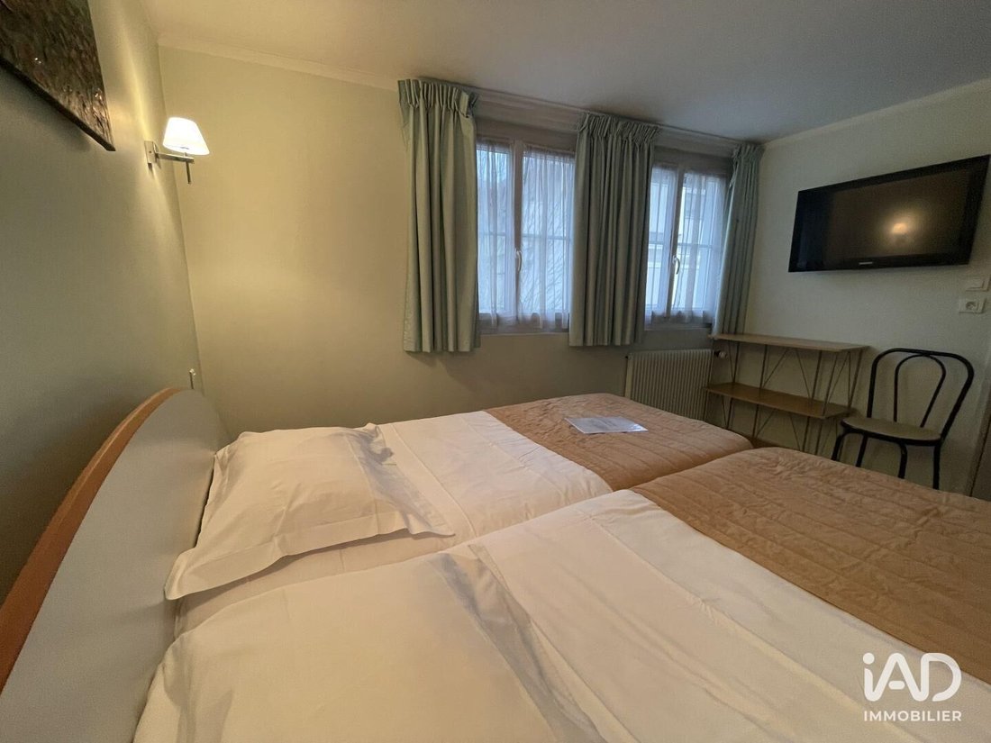 Grammont, Tours, France 3 - 16839735