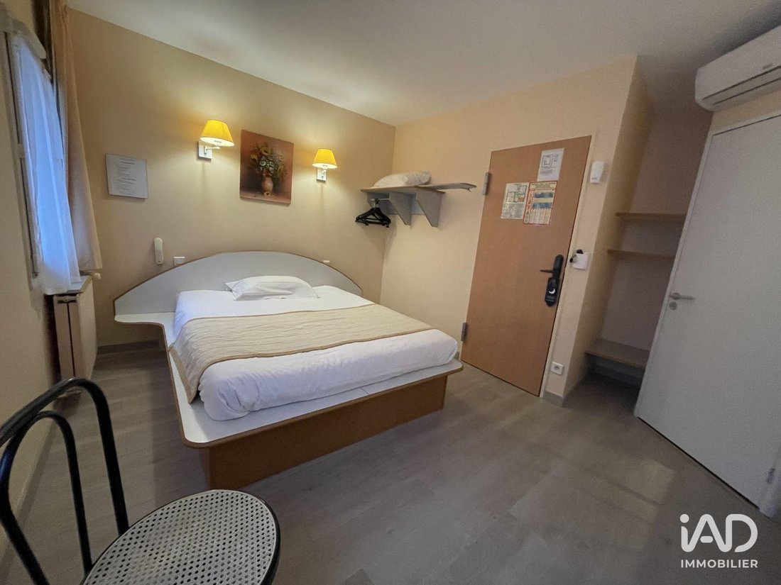 Grammont, Tours, France 2 - 16839735