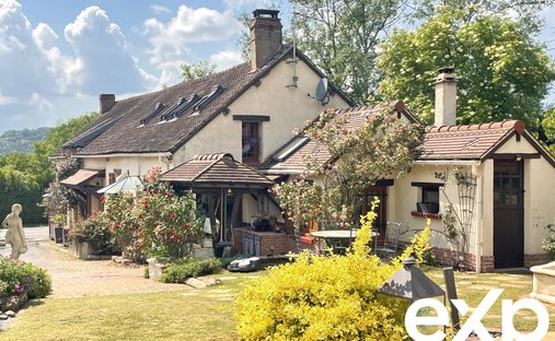 For Sale Dpt Eure (27) Near Pacy Sur Eure Moulin 353 M2 With Swimming Pool On Land Of 5542 M2 On The