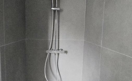 Castle for Sale in Bons-en-Chablais, Auvergne-Rhône-Alpes, France