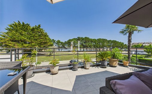 Apartment in Quatre Chemins-Quelisoy, Larmor-Plage, France 1